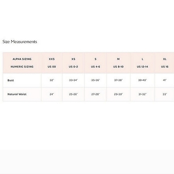 NWT Free People Scoop Neck seameless Crop navy tank cami - Picture 4 of 6